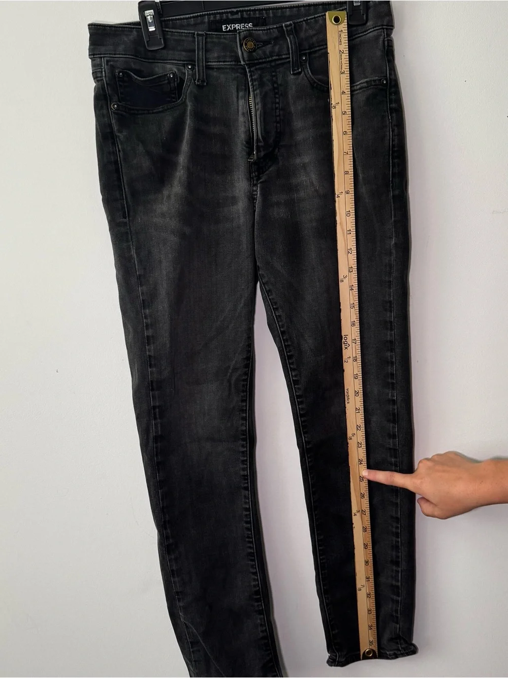 Express Men's Black Skinny Jeans